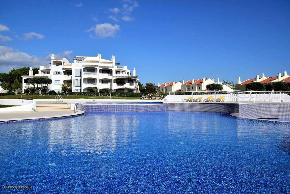 Charming With Private Garden & Pool Vilamoura